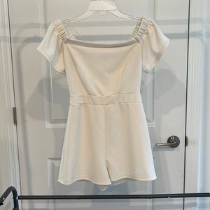 White off shoulder romper XS